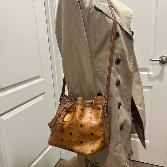 MCM SMALL COGNAC VISETOS DRAWSTRING BAG - Picture 7 of 16